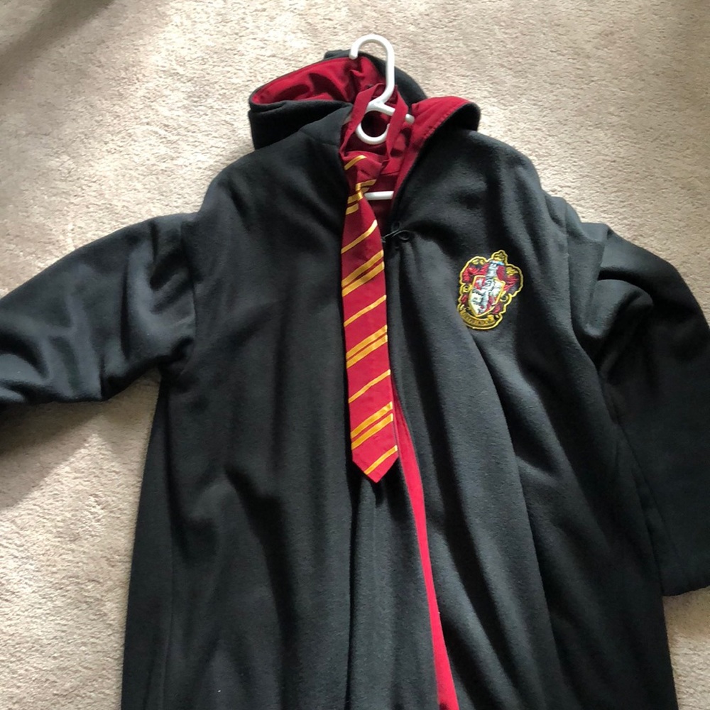 Hogwarts robes with tie, heights 5’6” to 6”